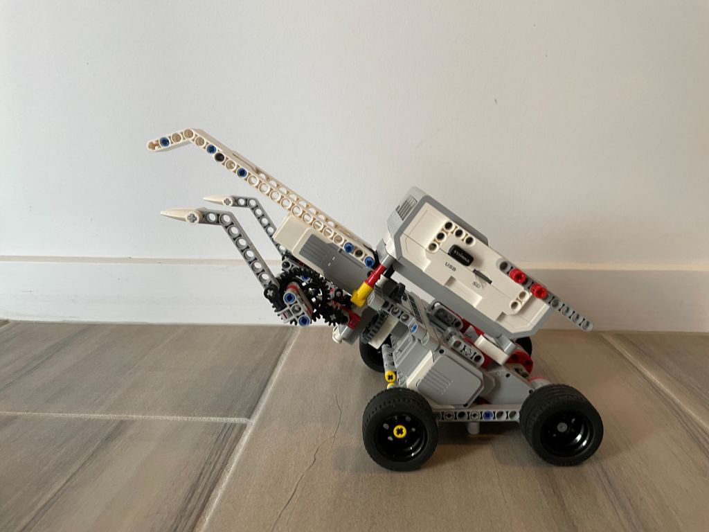Bluey, the Velociraptor (EV three)